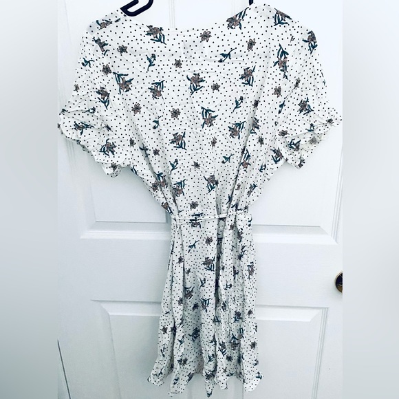 Essentials Cream flower Dress - Picture 2 of 6